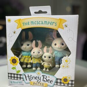 NWT toy set Honey Bee Acres The McScampers Figure Set